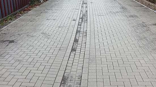 Straßen, Verkehrsflächen, Asphalt- und Pflasterarbeiten