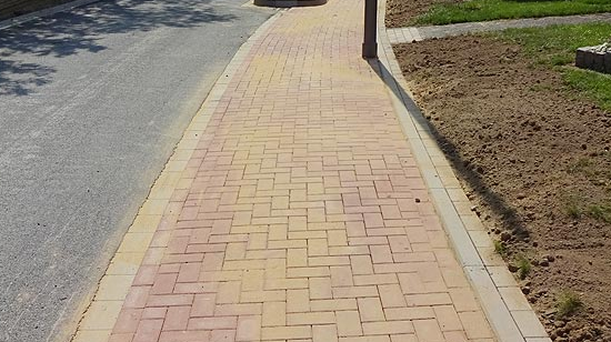 Straßen, Verkehrsflächen, Asphalt- und Pflasterarbeiten