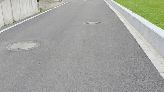 Straßen, Verkehrsflächen, Asphalt- und Pflasterarbeiten